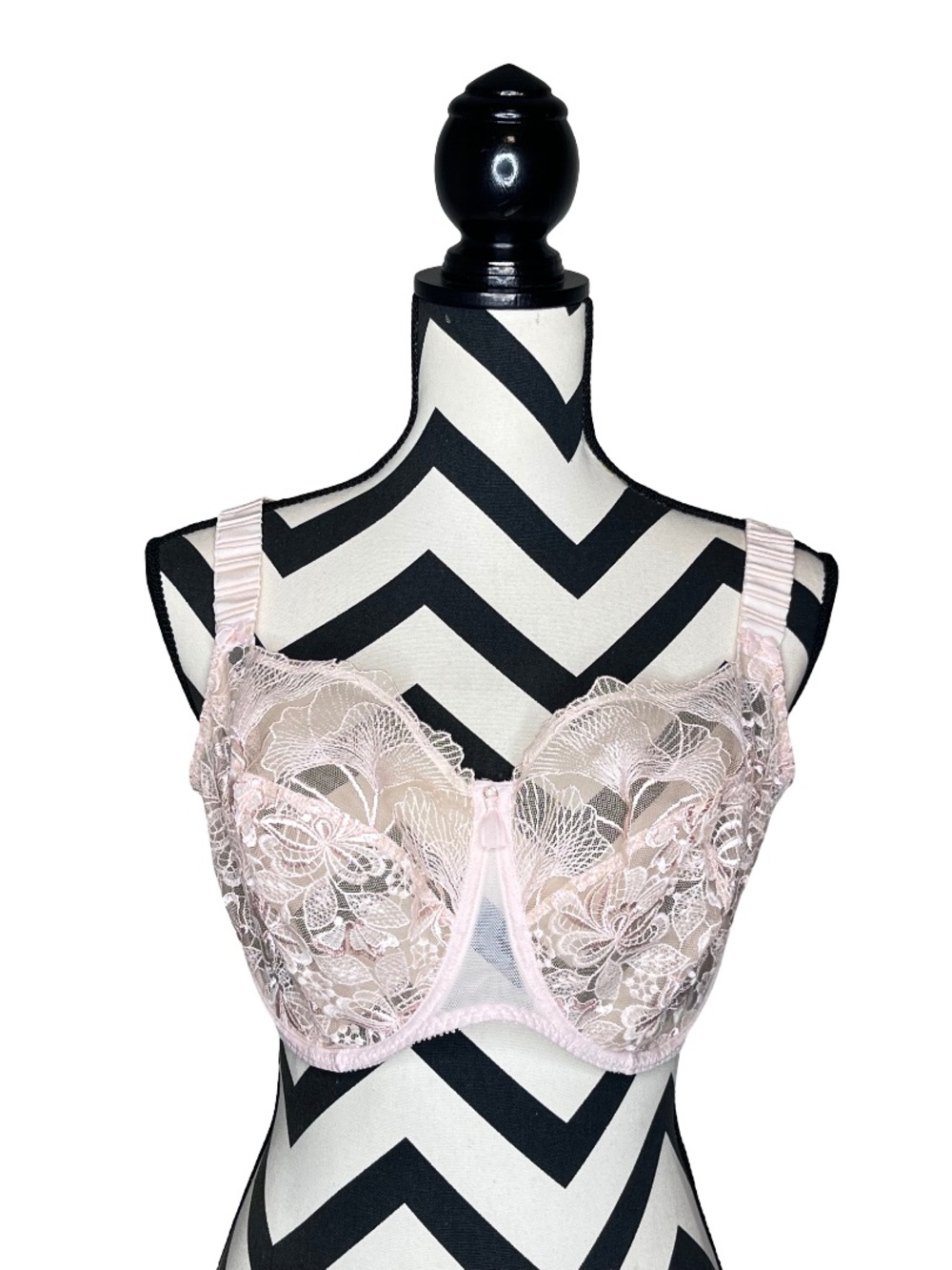 Empreinte Sz 38G Dainty Light Pink Floral Intricate Lace Underwire Bra